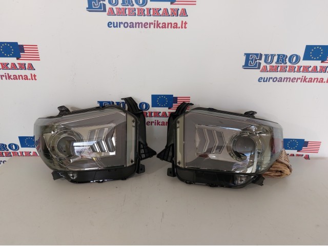 Front Headlight Set (Smoked, LED)